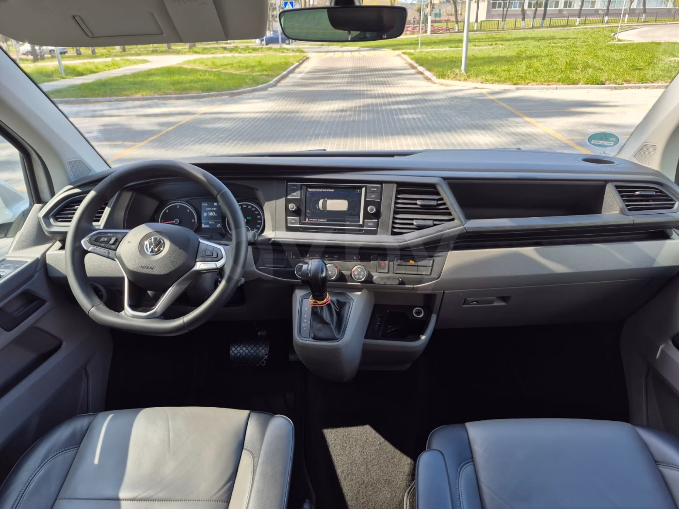 Volkswagen Caravelle фото 19