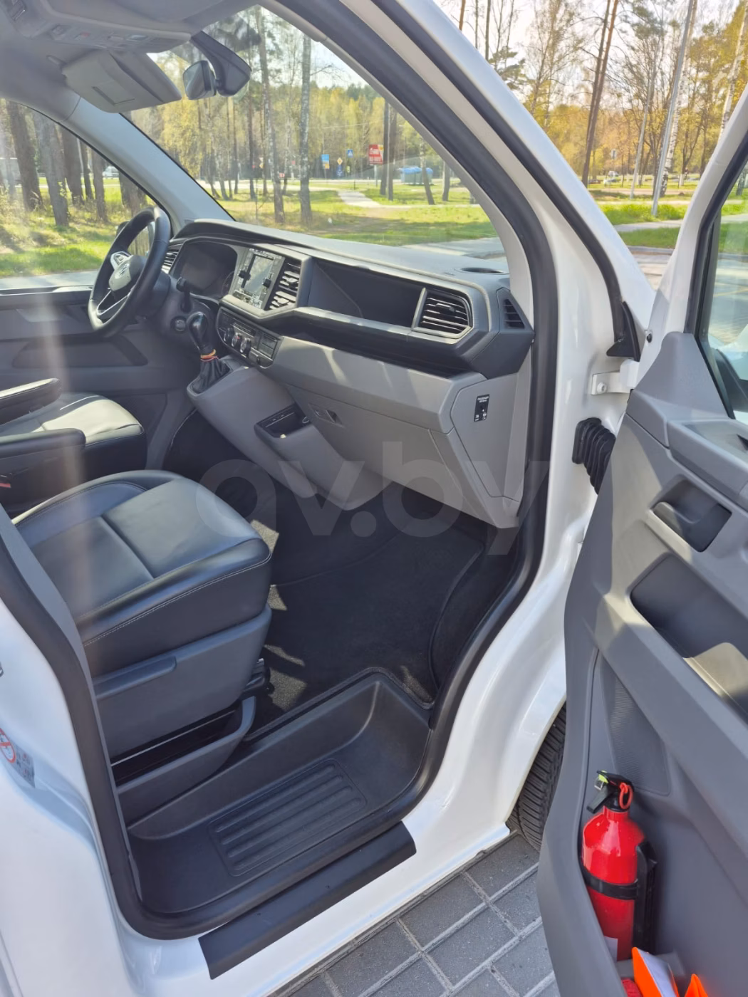 Volkswagen Caravelle фото 14