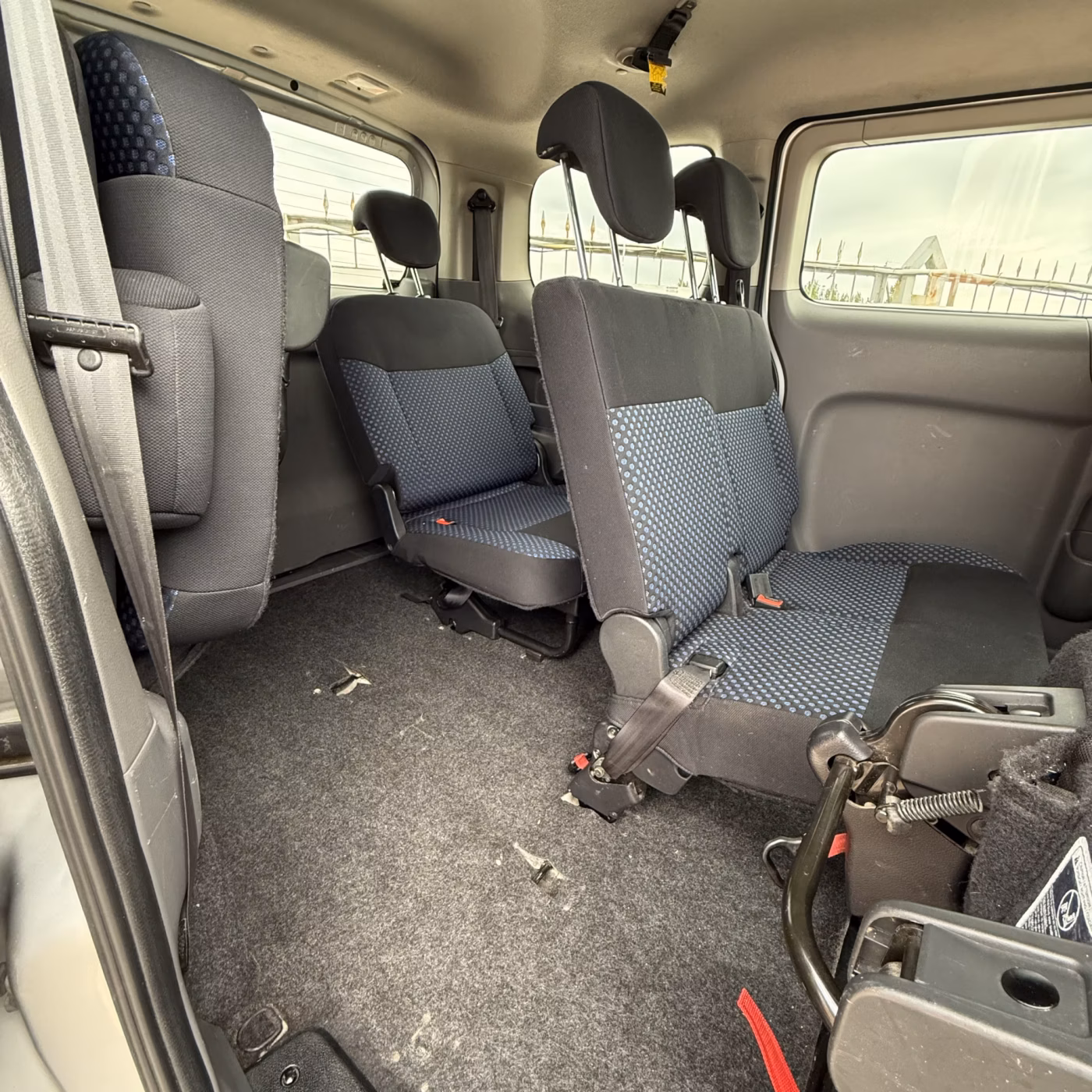 Nissan NV200 фото 16