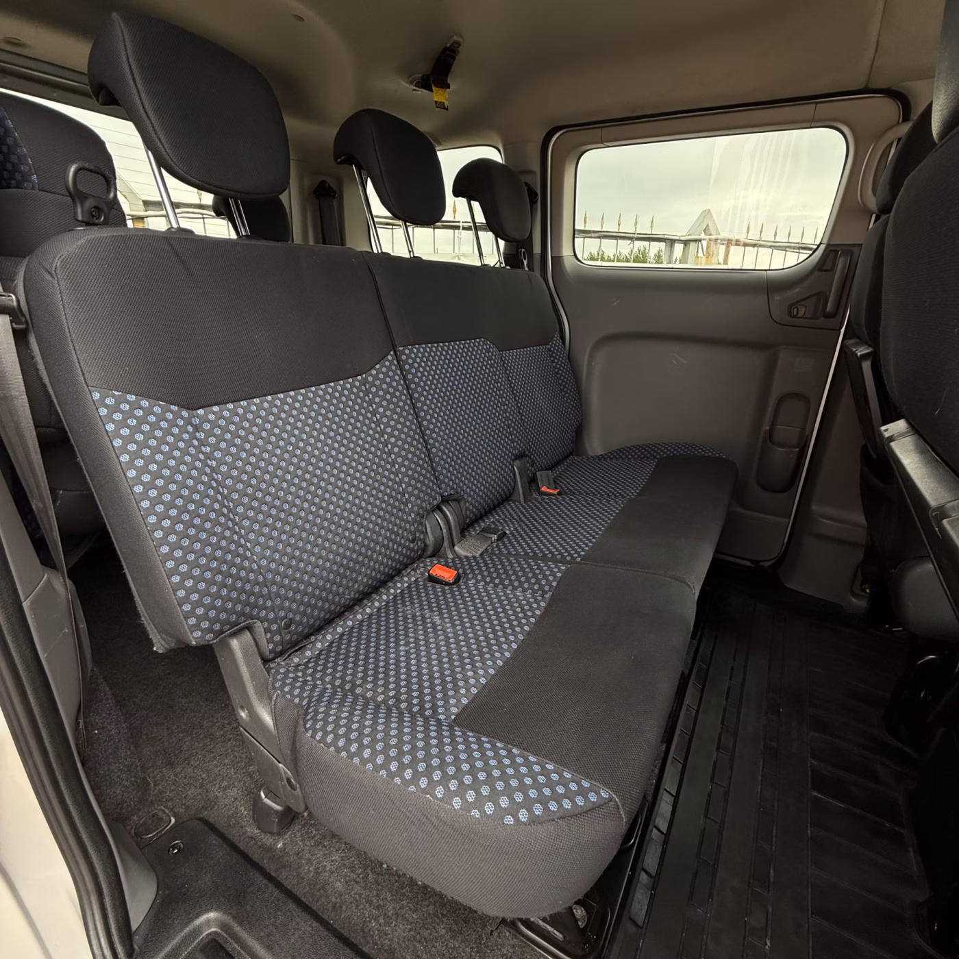 Nissan NV200 фото 14