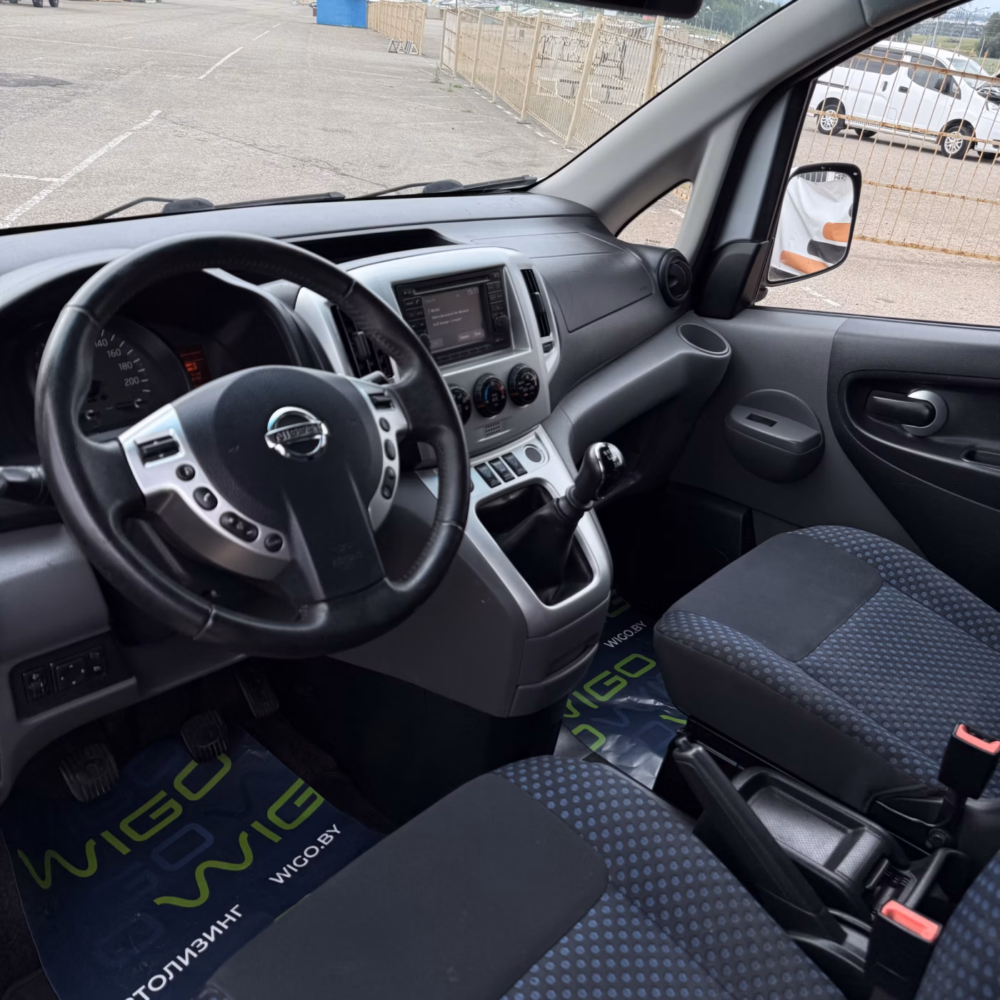 Nissan NV200 фото 7