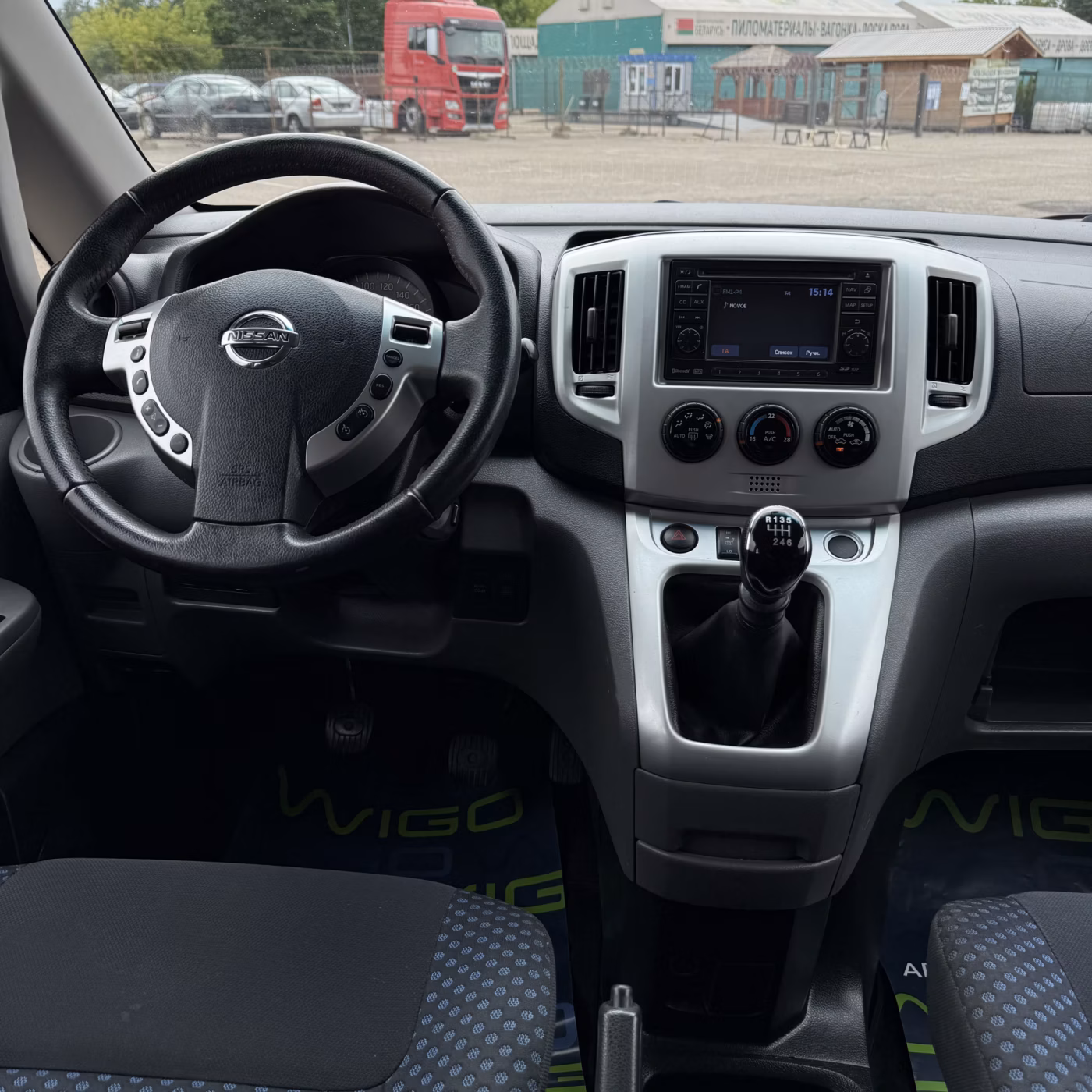 Nissan NV200 фото 12