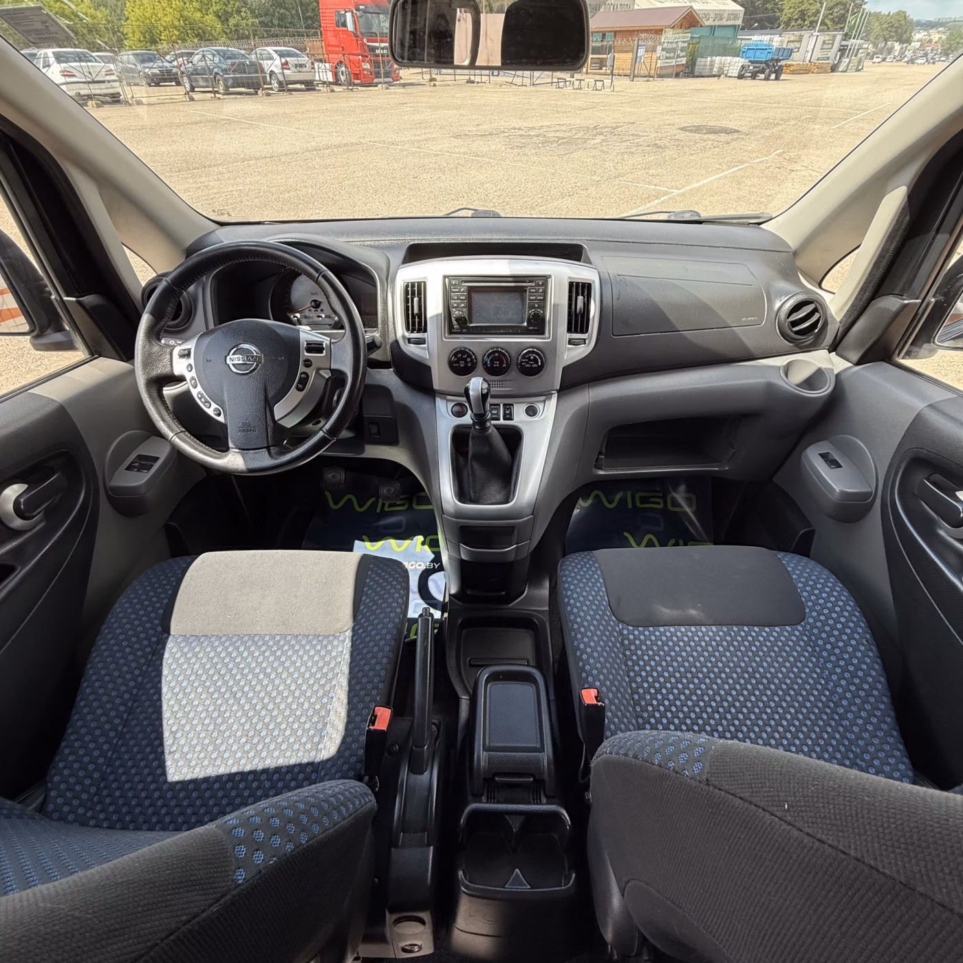 Nissan NV200 фото 8