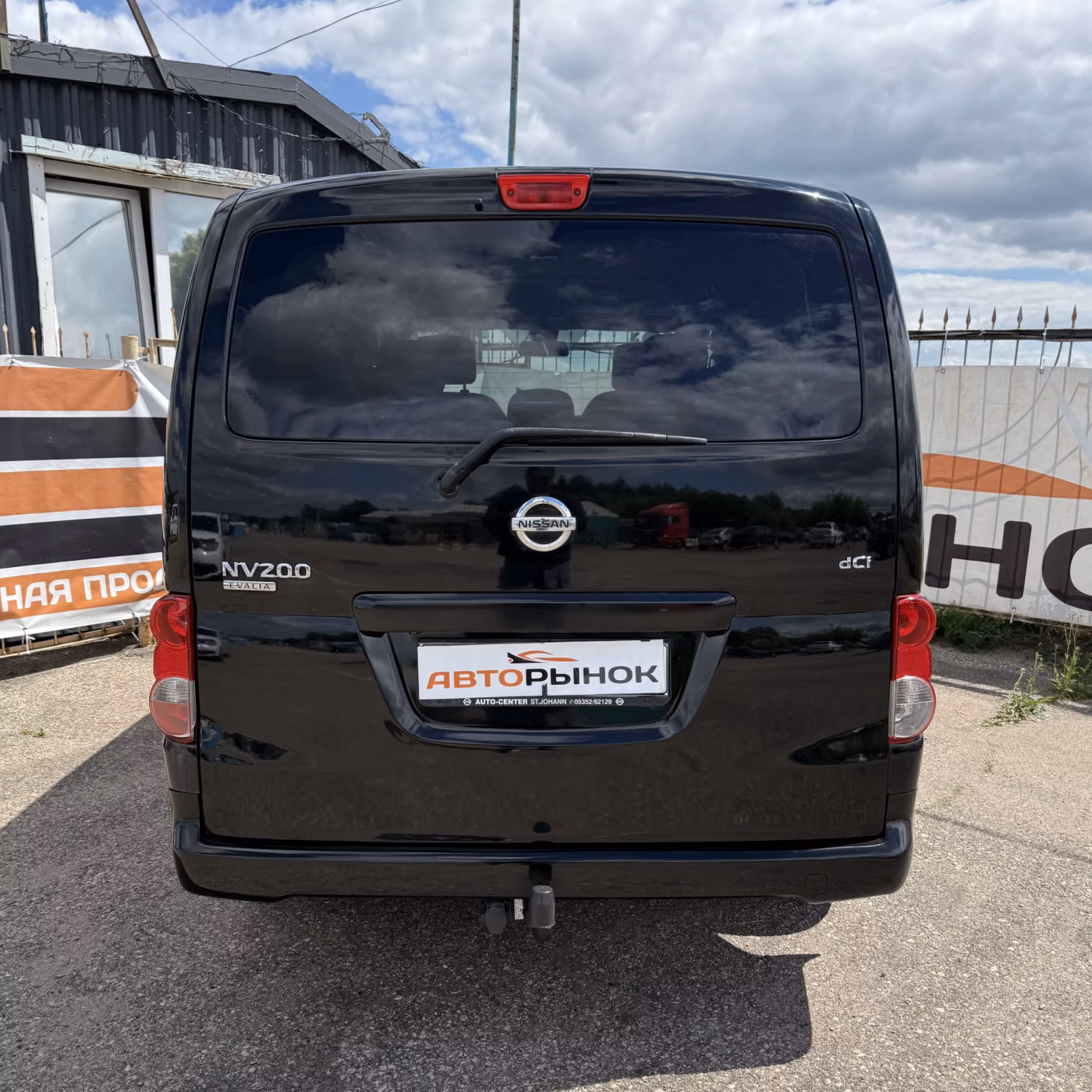 Nissan NV200 фото 5
