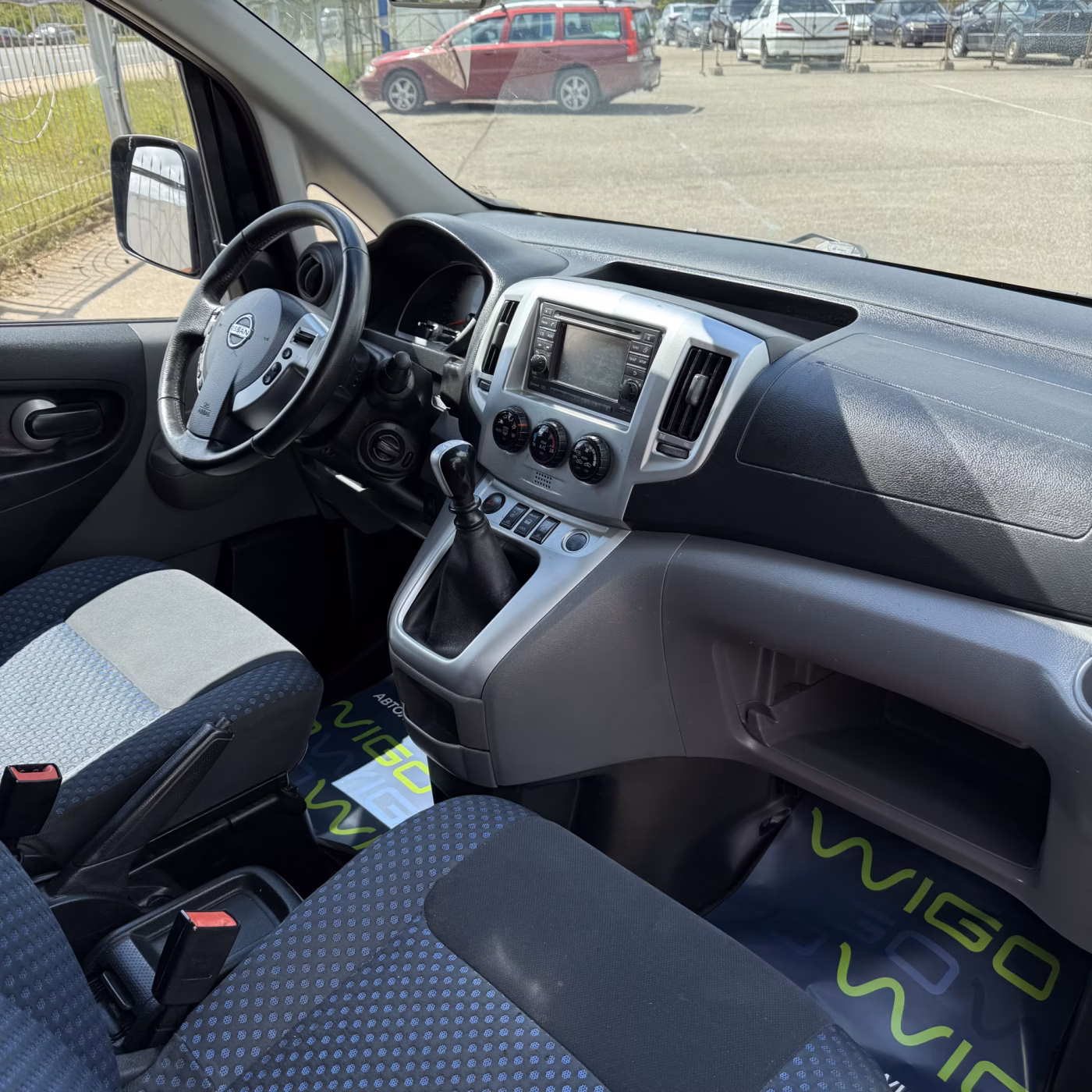 Nissan NV200 фото 9