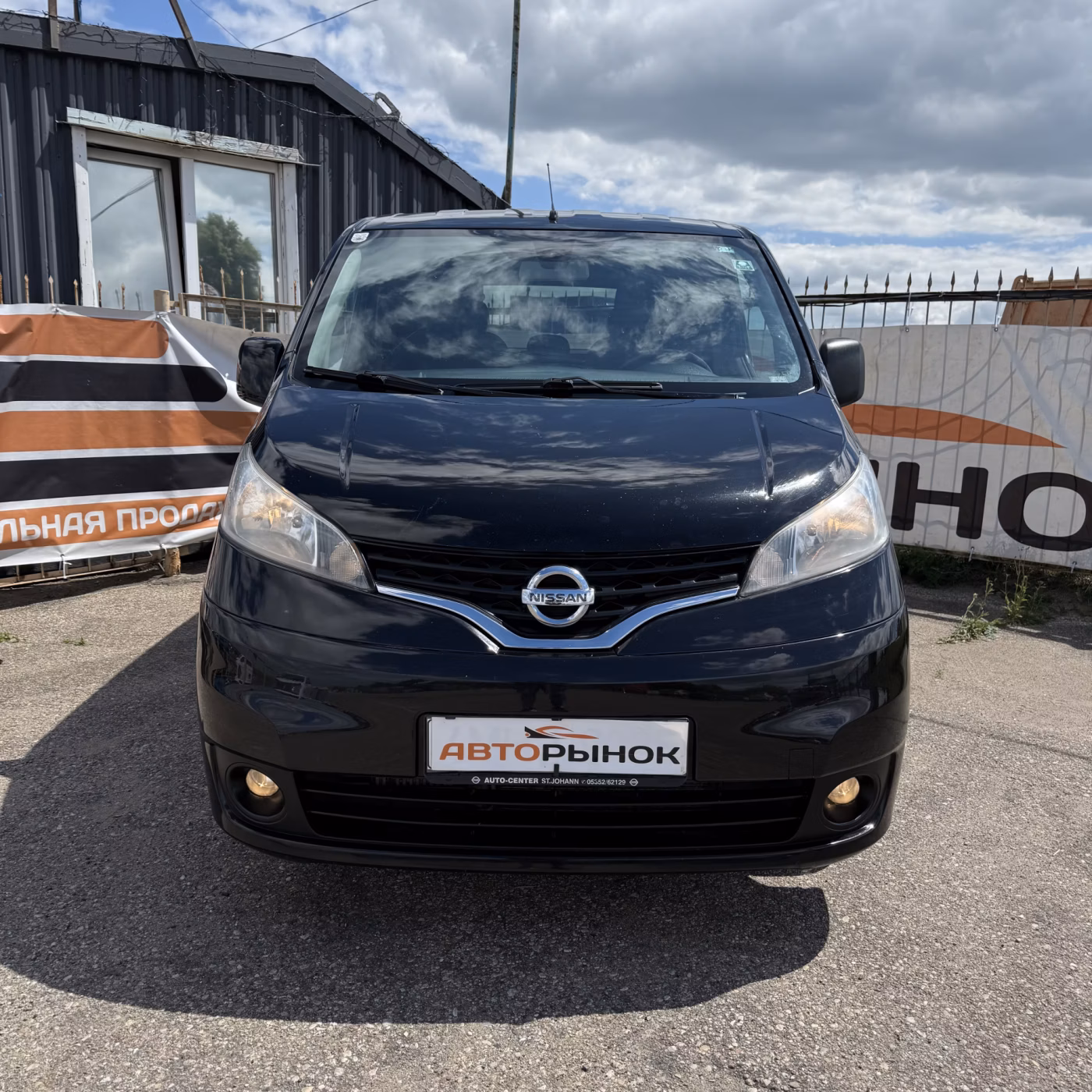 Nissan NV200 фото 2