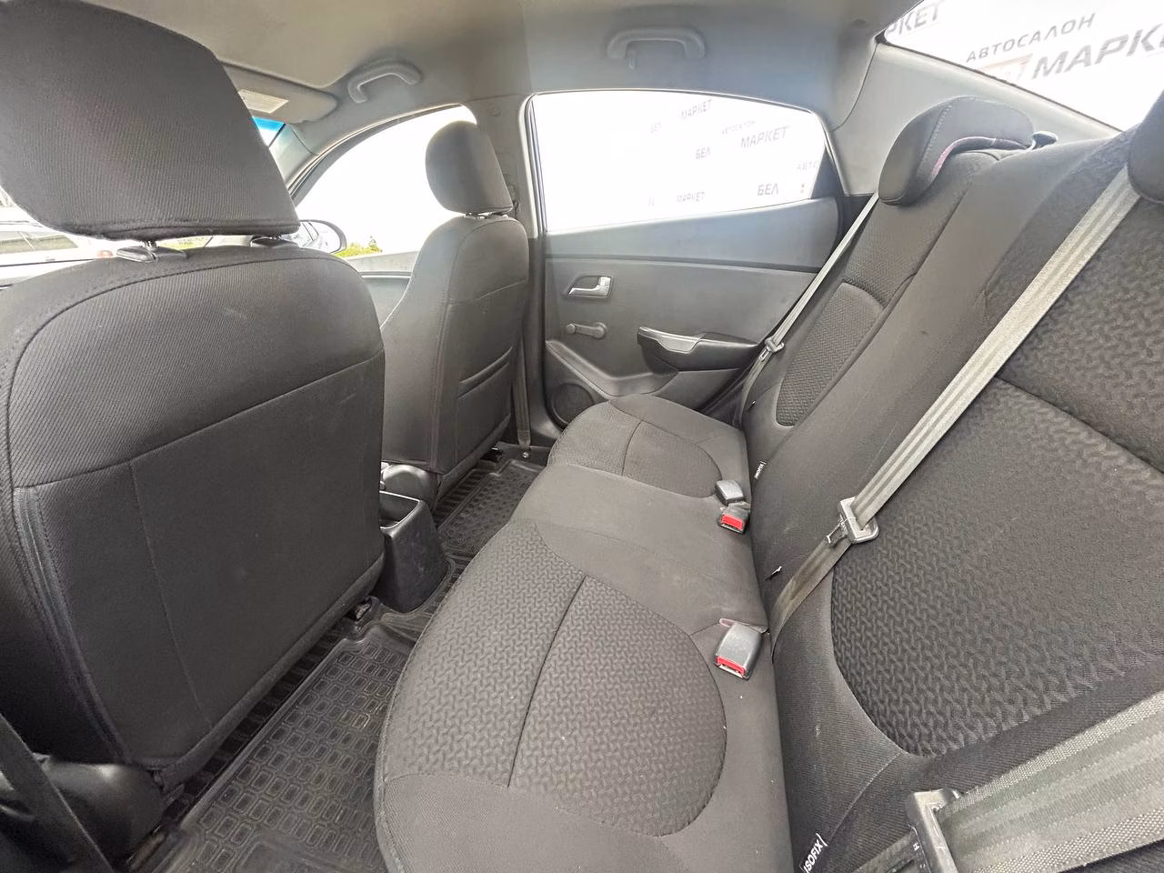 Kia Rio фото 6