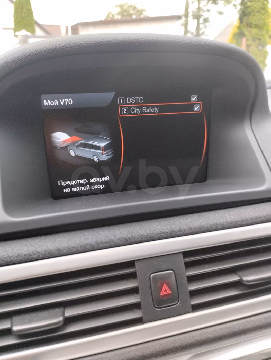 Volvo V70 фото 16