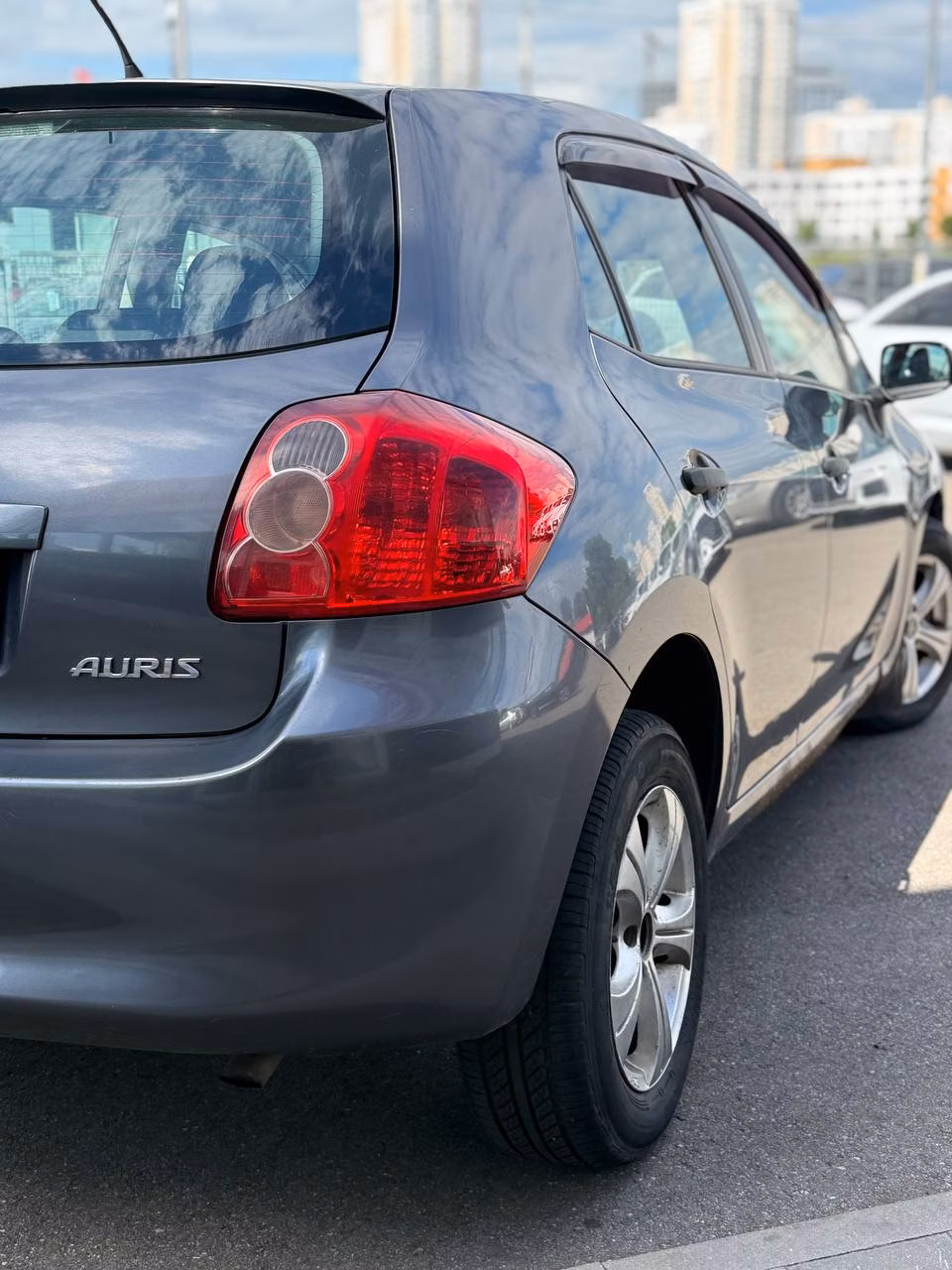 Toyota Auris фото 12