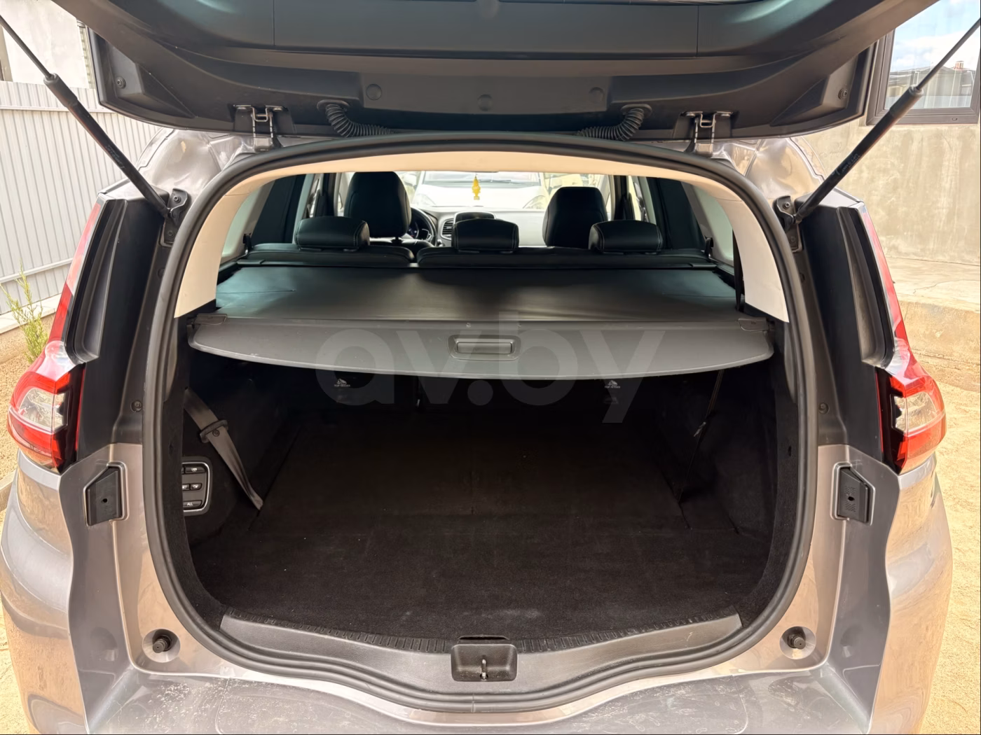 Renault Grand Scenic фото 8