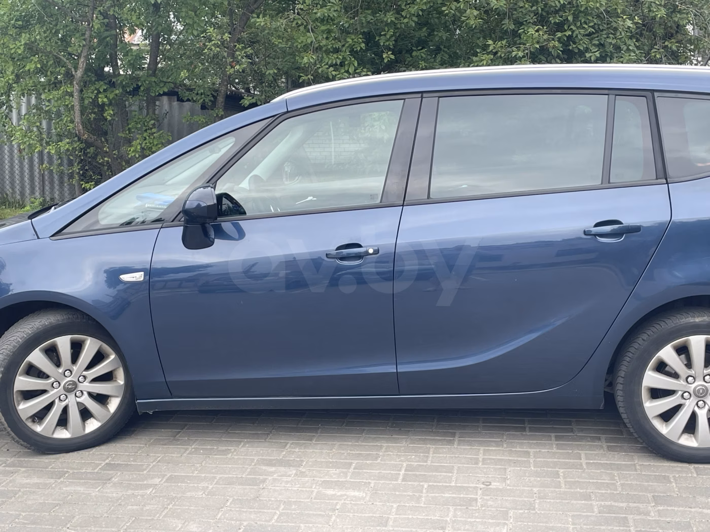 Opel Zafira фото 11