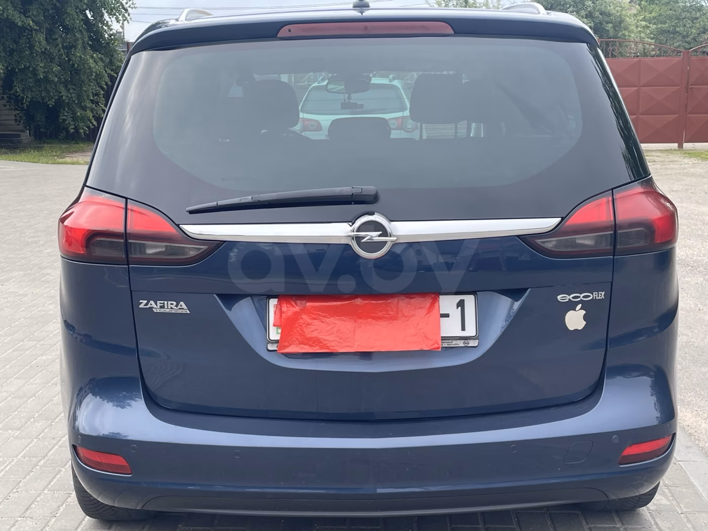 Opel Zafira фото 16
