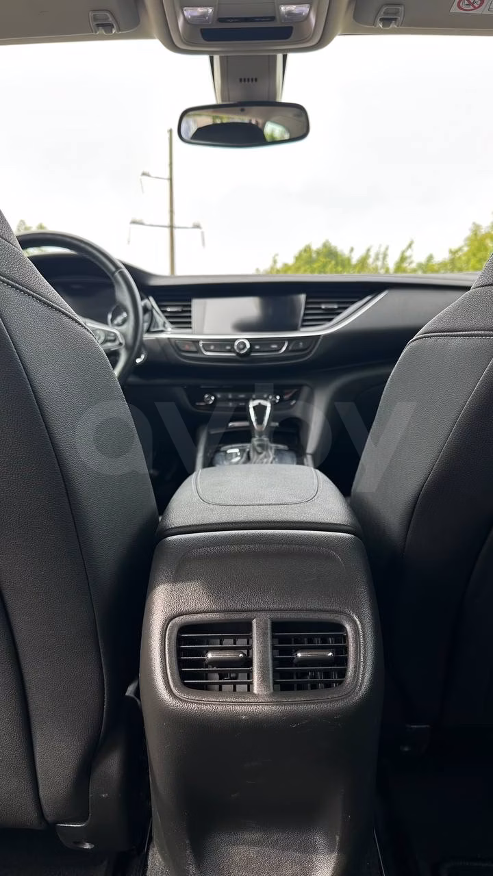 Opel Insignia фото 8