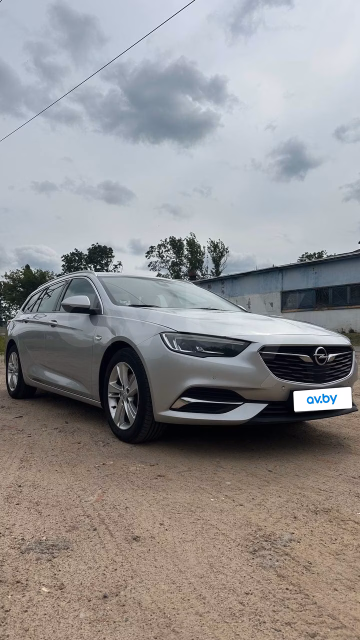 Opel Insignia фото 2