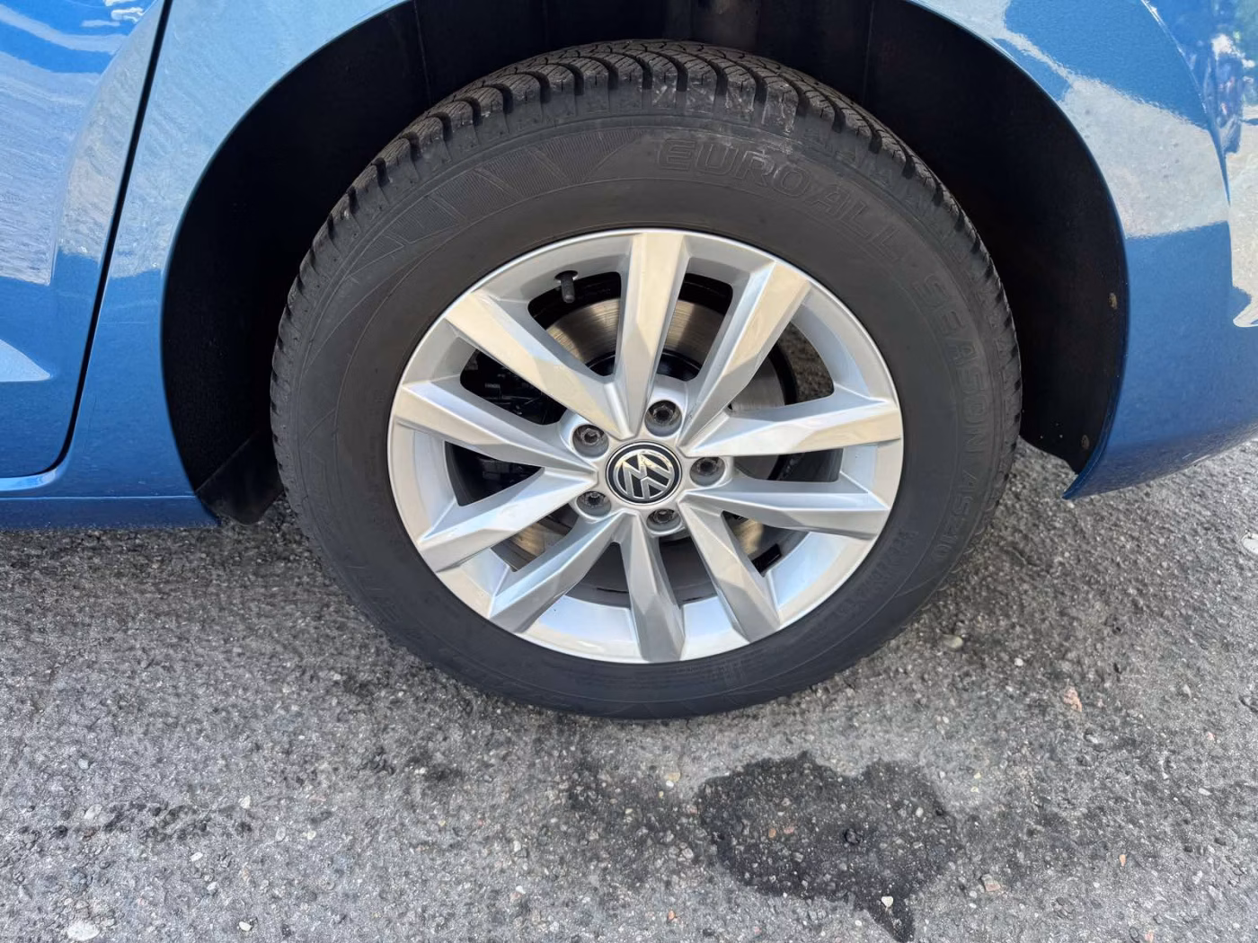 Volkswagen Touran фото 8