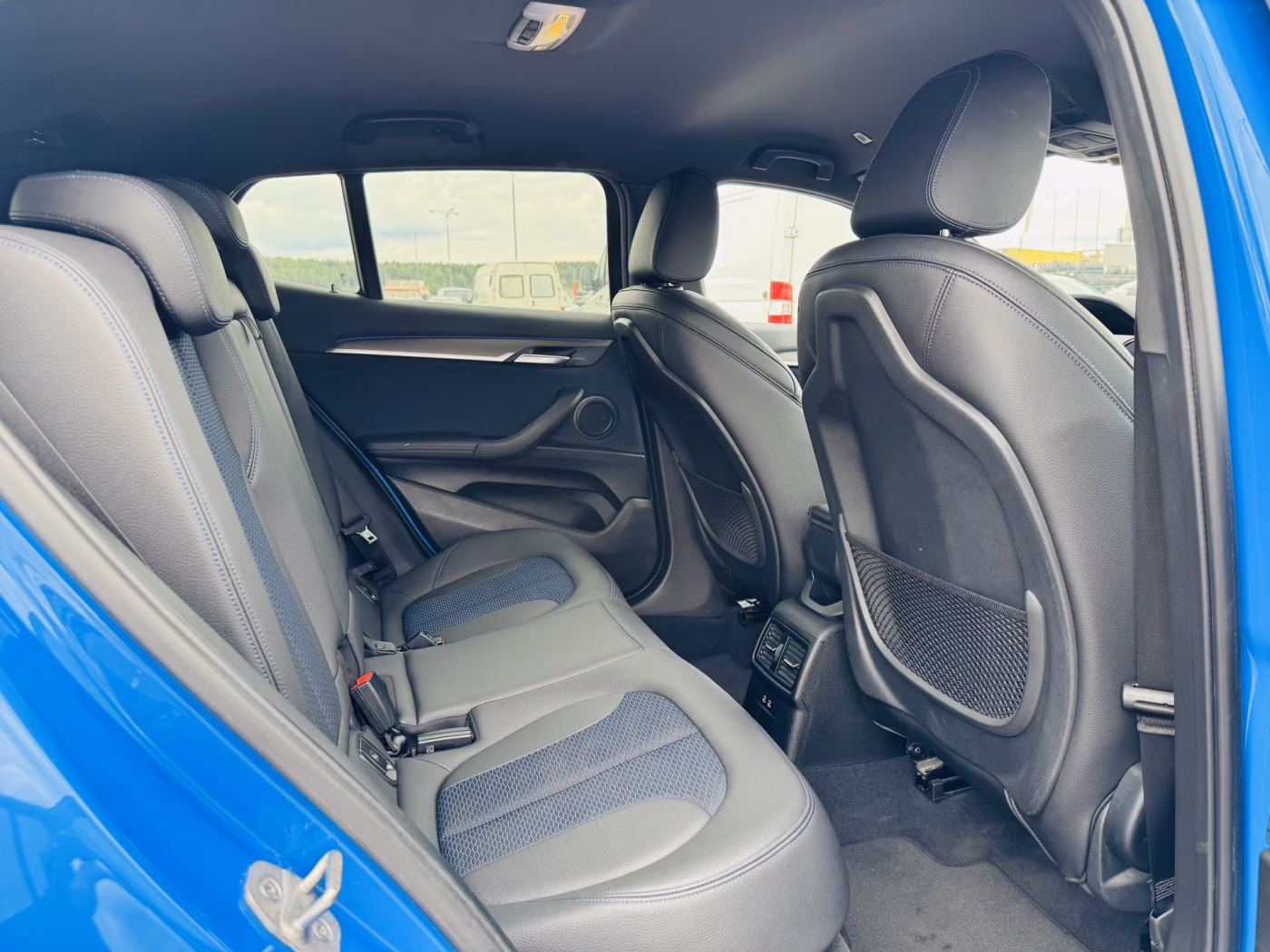 BMW X2 фото 8