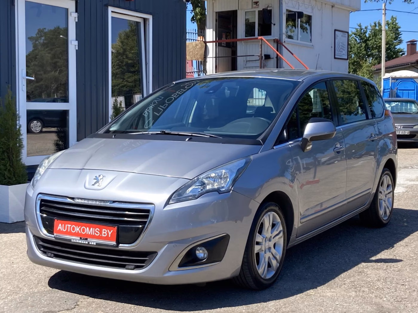 Peugeot 5008