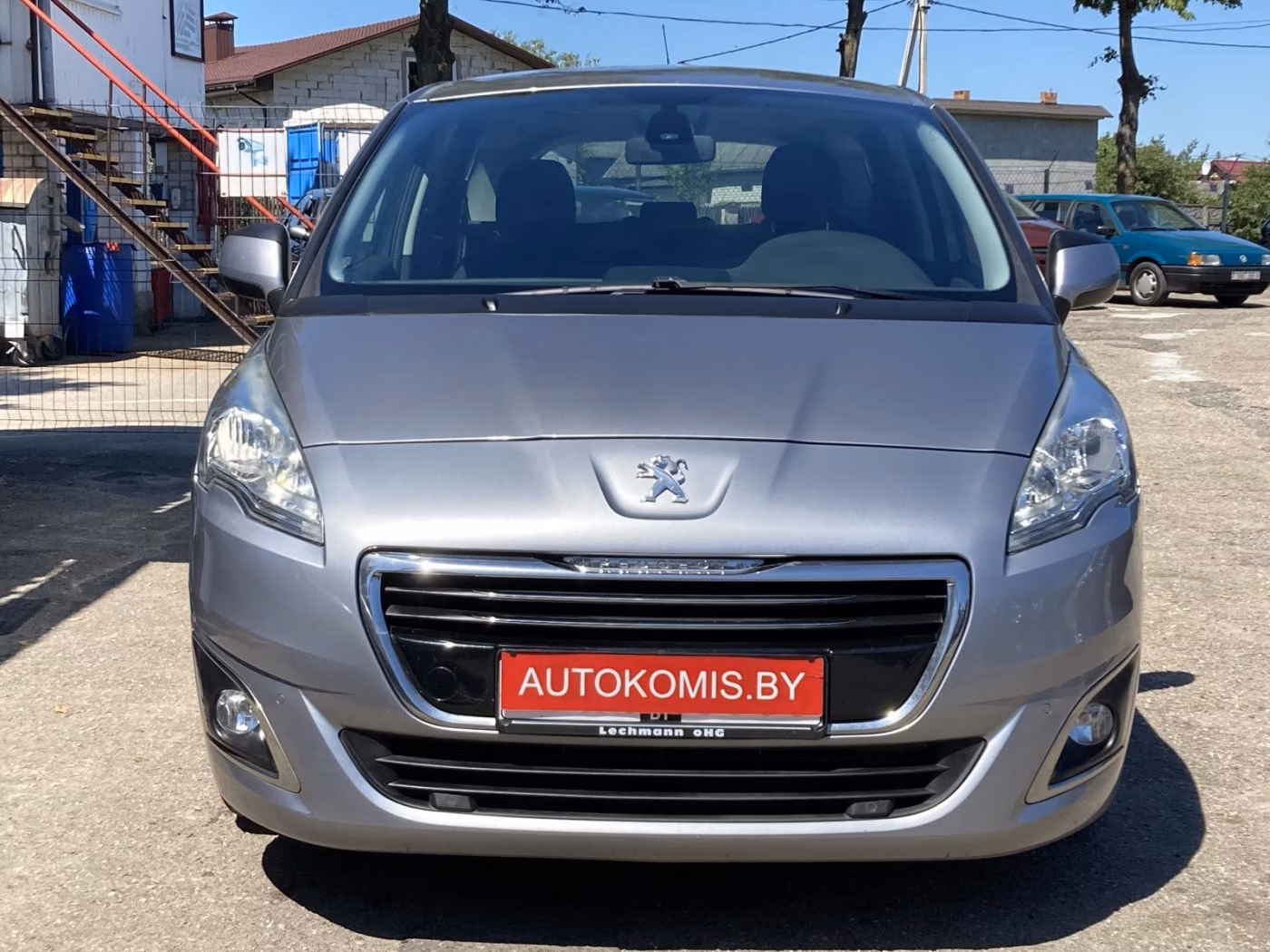 Peugeot 5008 фото 2