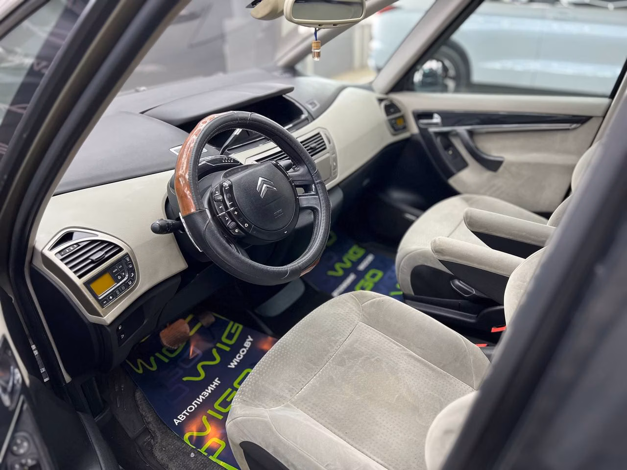 Citroen C4 Grand Picasso фото 7