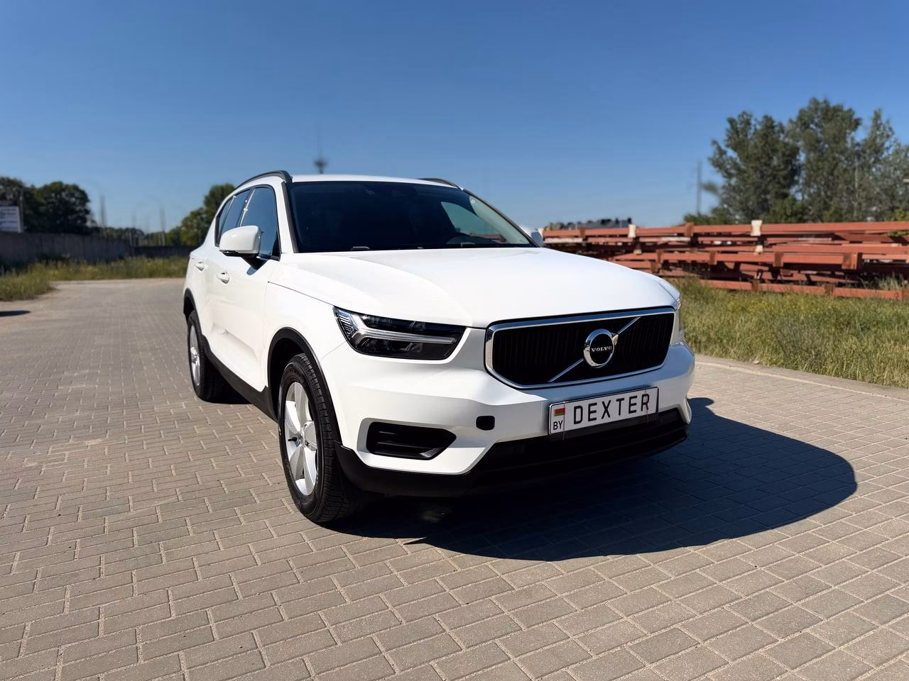 Volvo XC40 фото 2