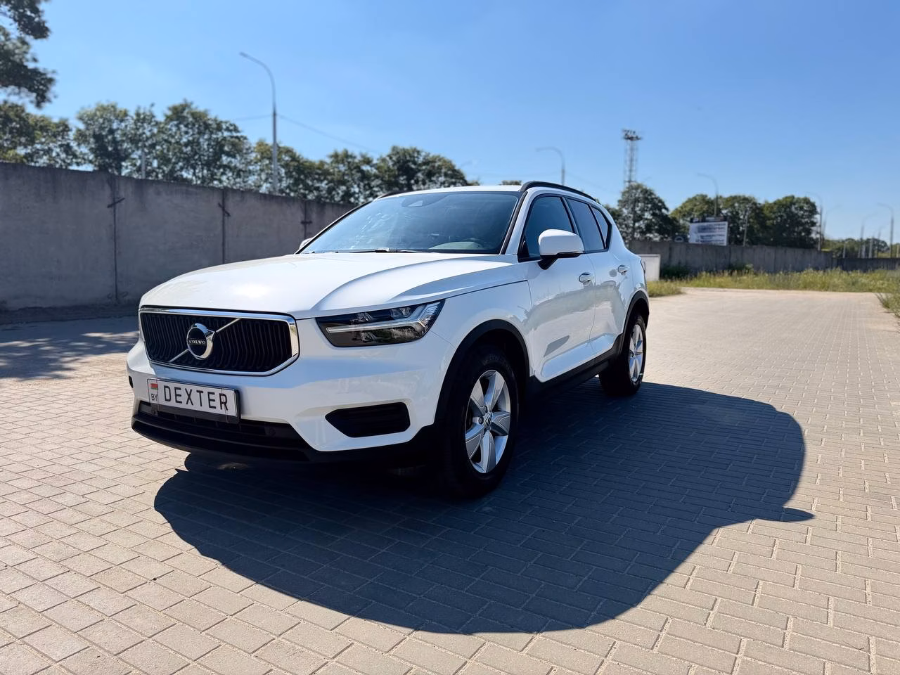 Volvo XC40 фото 3
