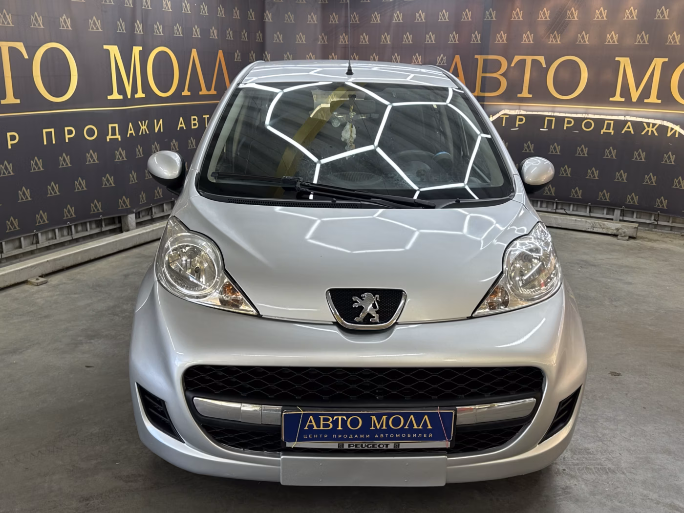 Peugeot 107 фото 2