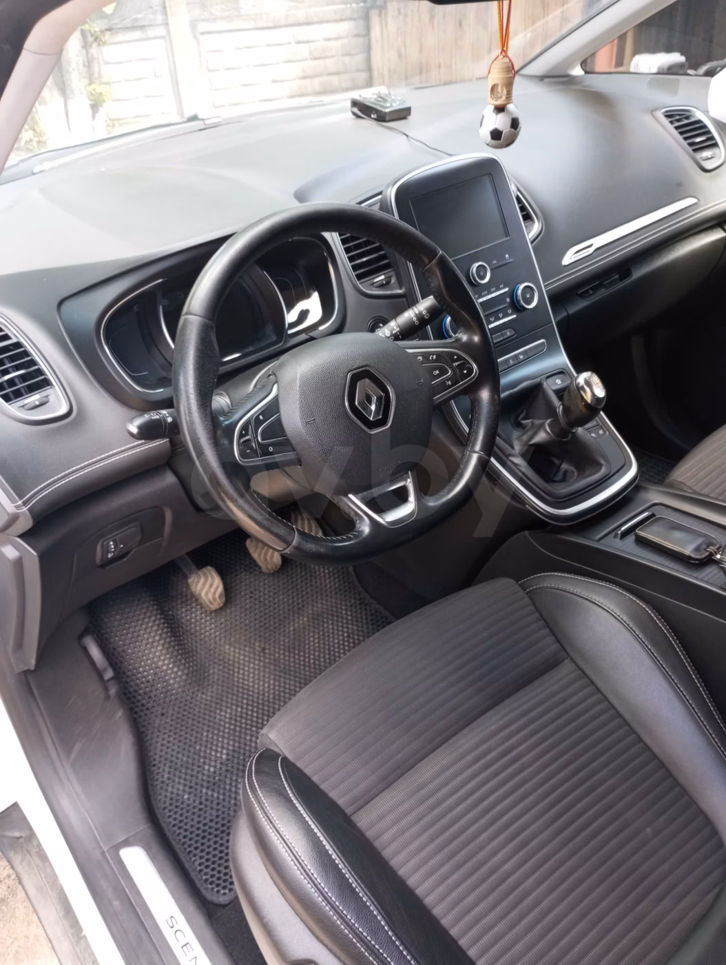 Renault Grand Scenic фото 7