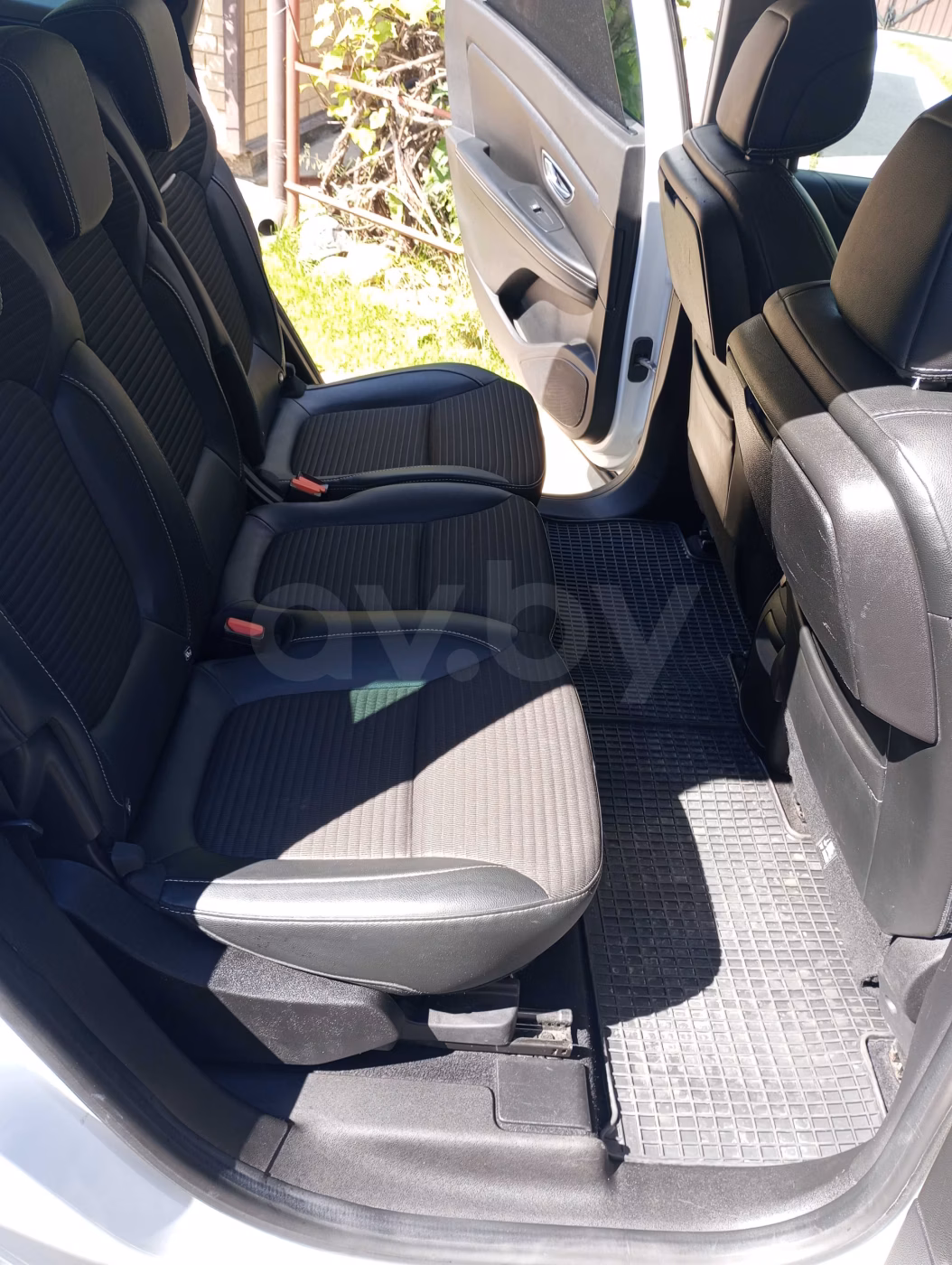 Renault Grand Scenic фото 12