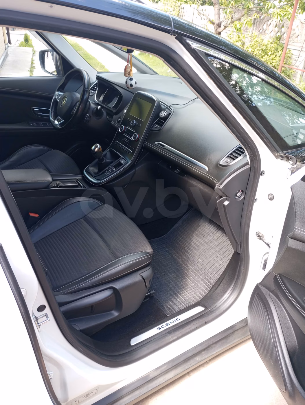 Renault Grand Scenic фото 8