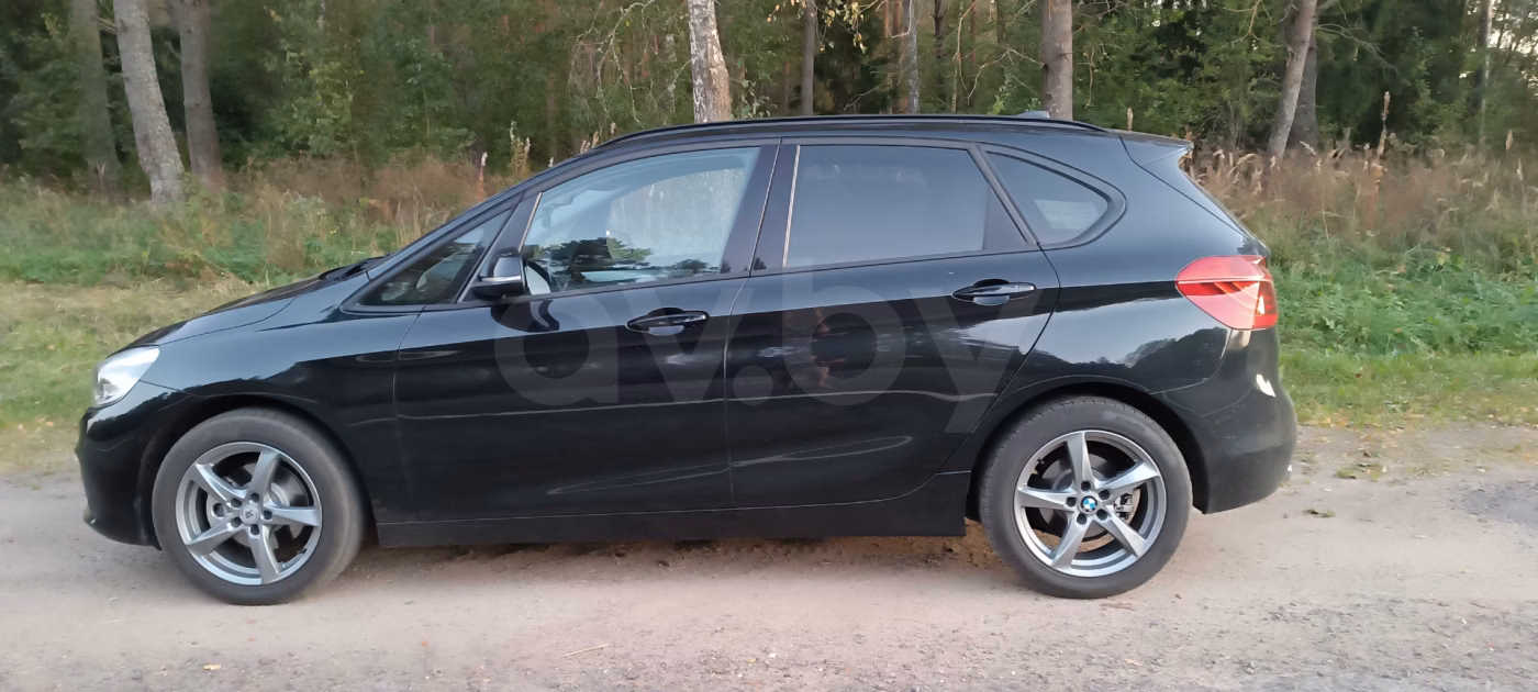 BMW 2 серия Active Tourer фото 9