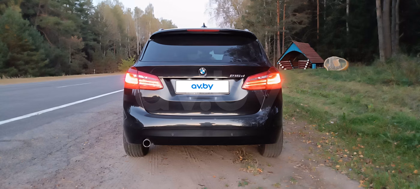 BMW 2 серия Active Tourer фото 17