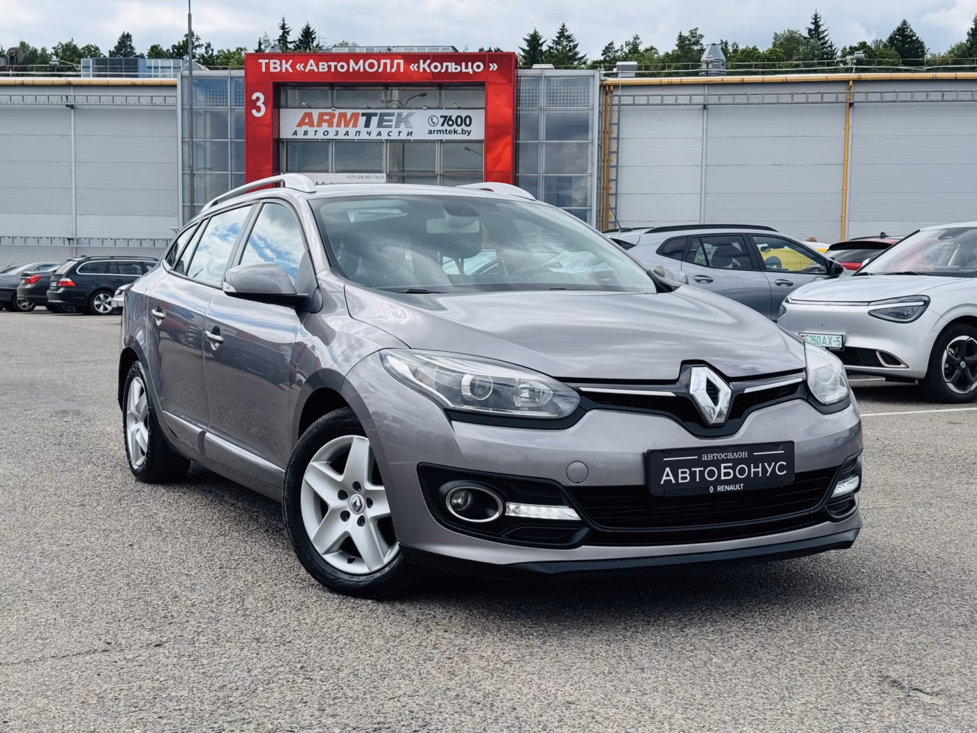 Renault Megane фото 3