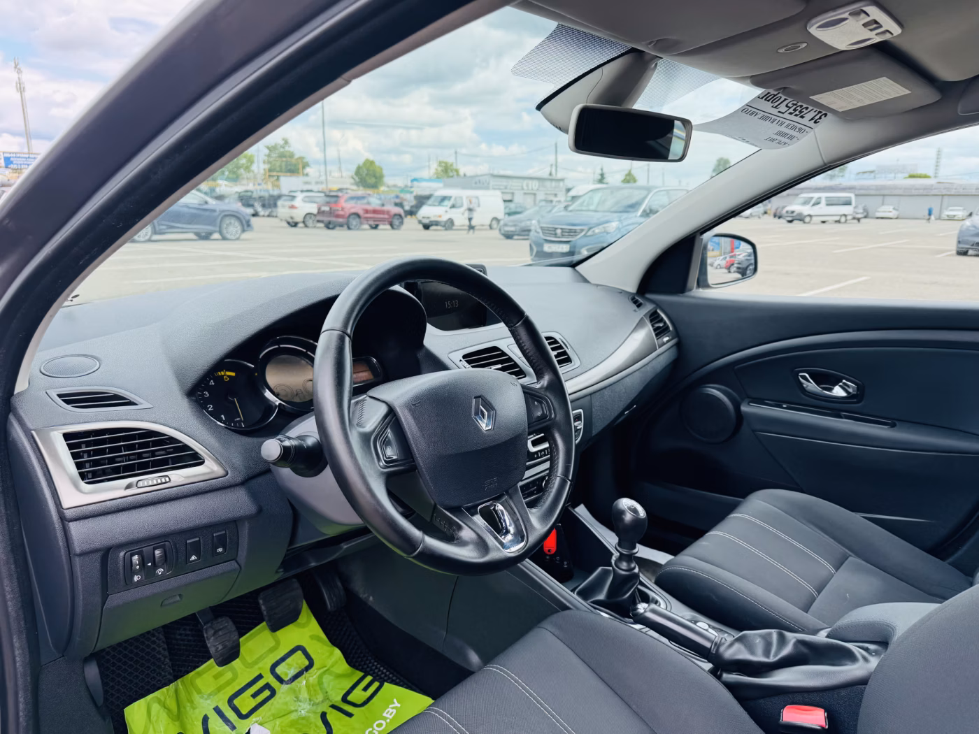 Renault Megane фото 6