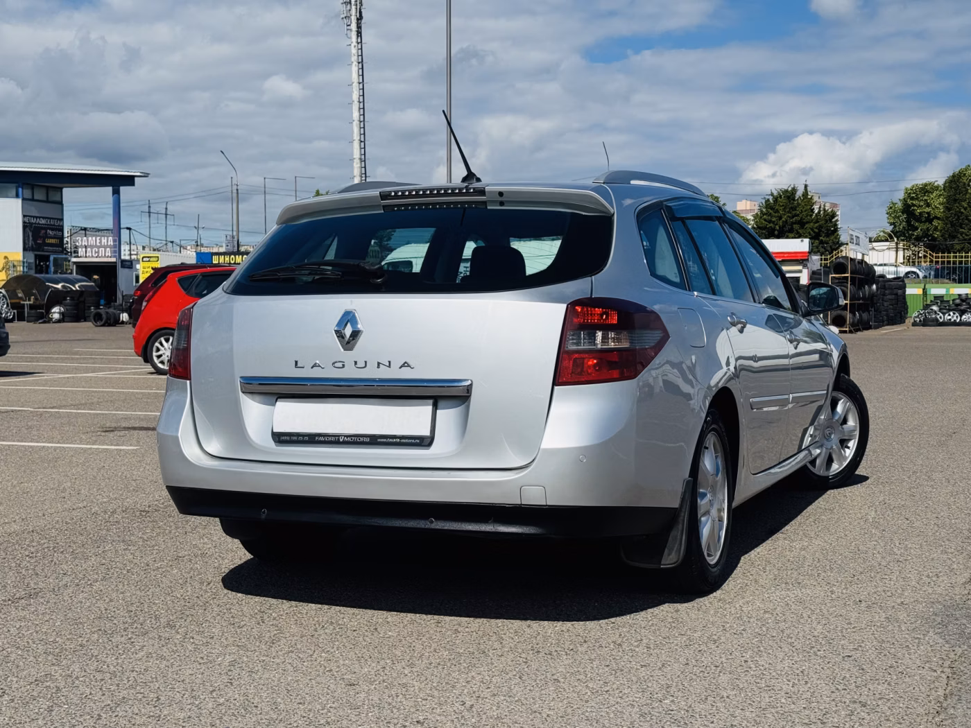 Renault Laguna фото 2