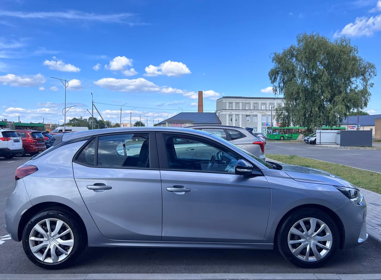 Opel Corsa фото 7