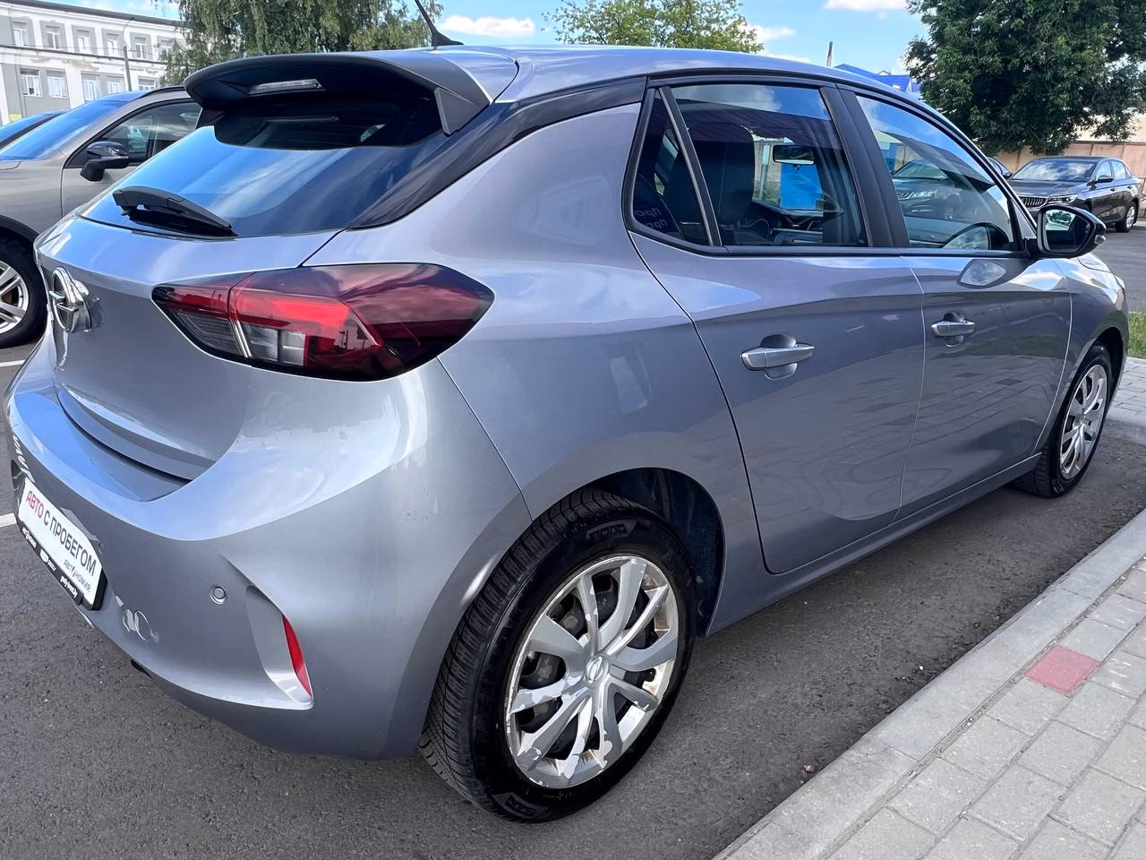 Opel Corsa фото 6