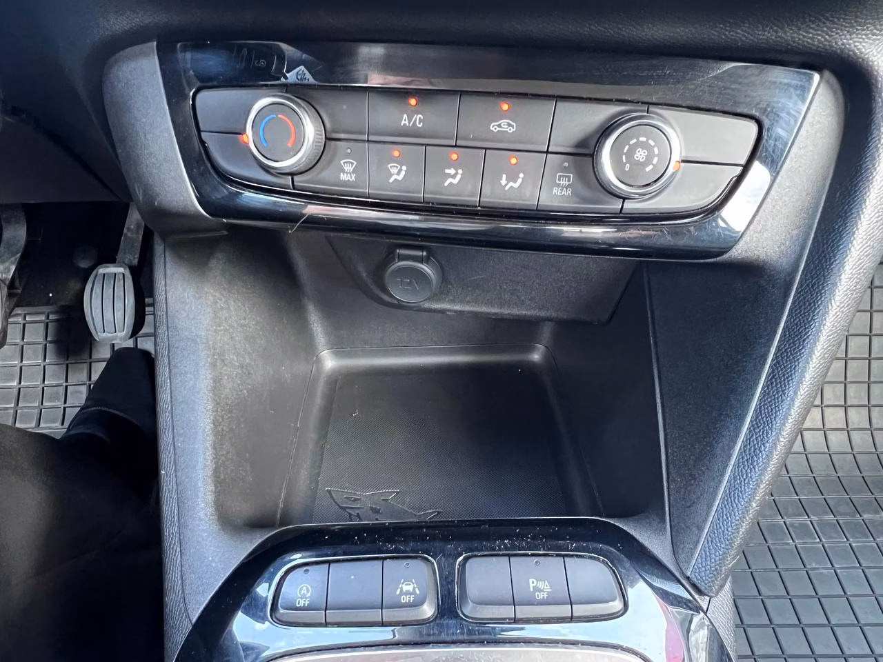 Opel Corsa фото 16