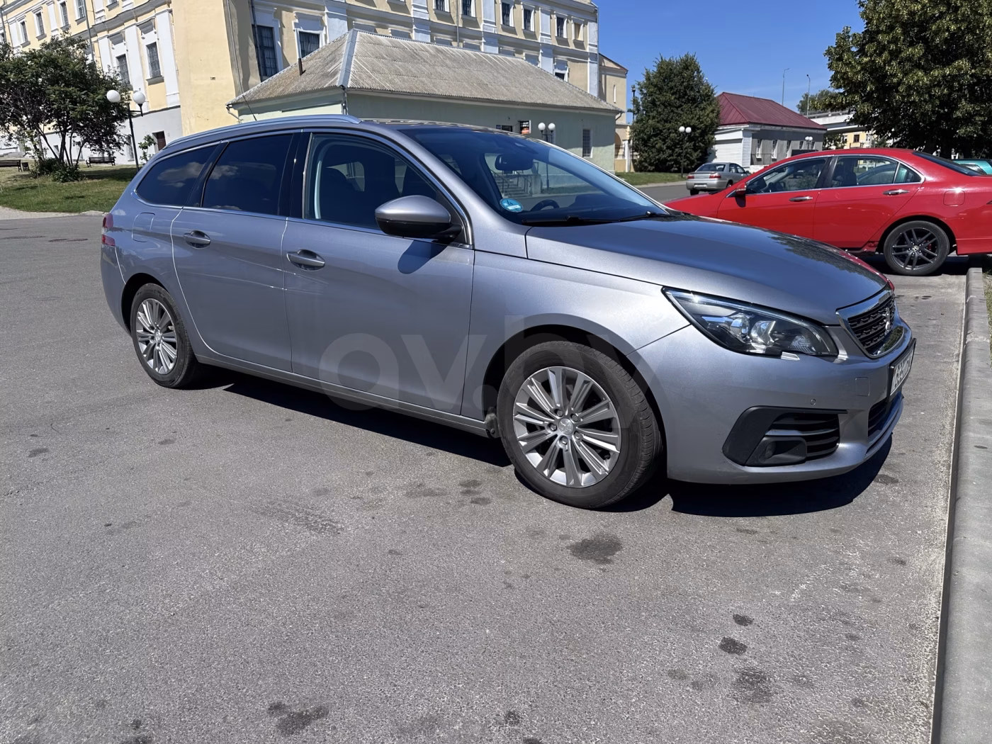 Peugeot 308 фото 2