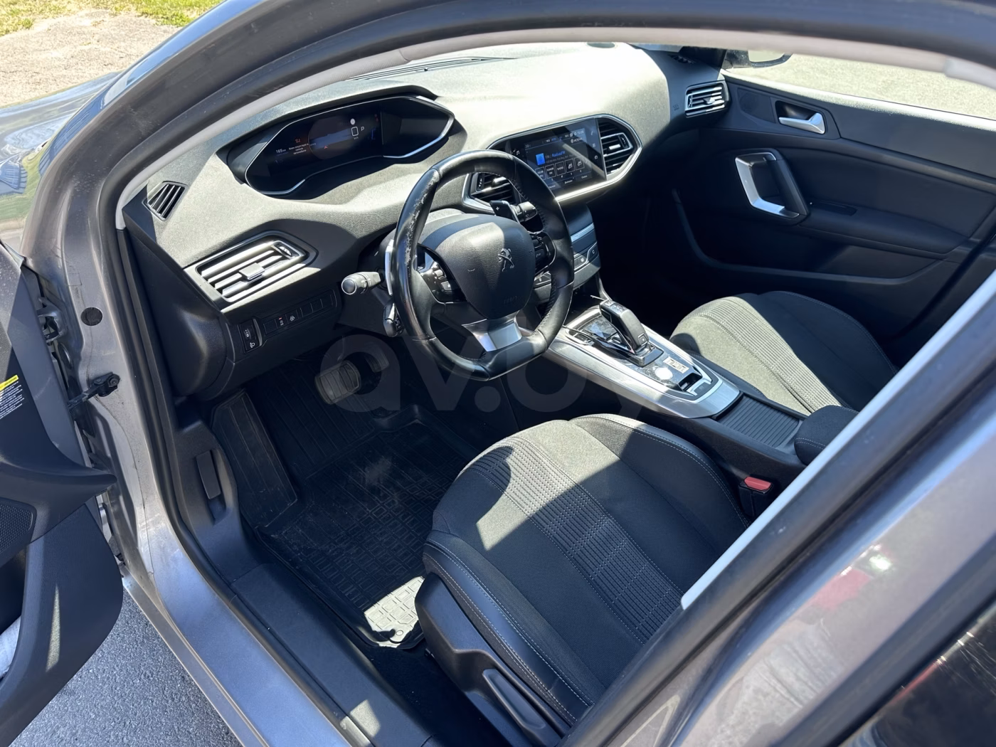 Peugeot 308 фото 4