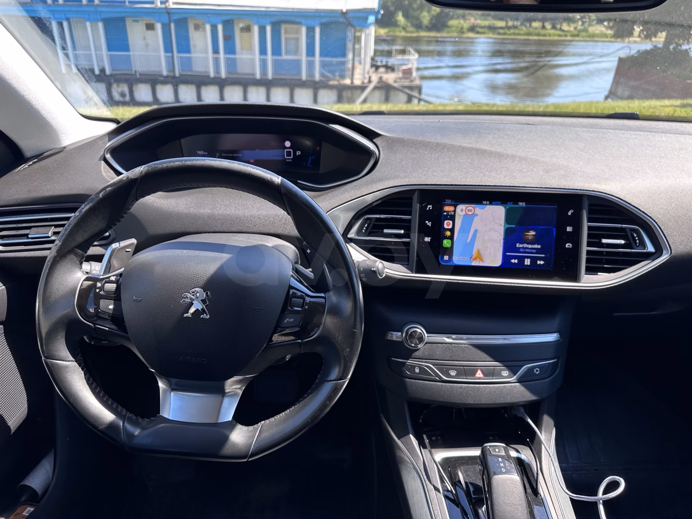 Peugeot 308 фото 8