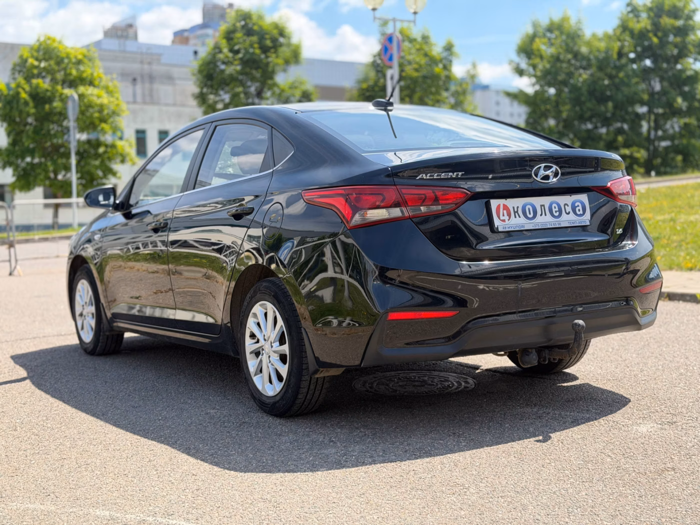 Hyundai Accent фото 6