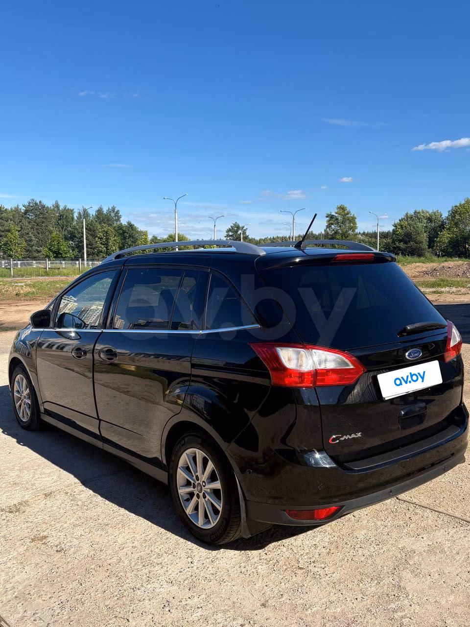 Ford C-MAX фото 10