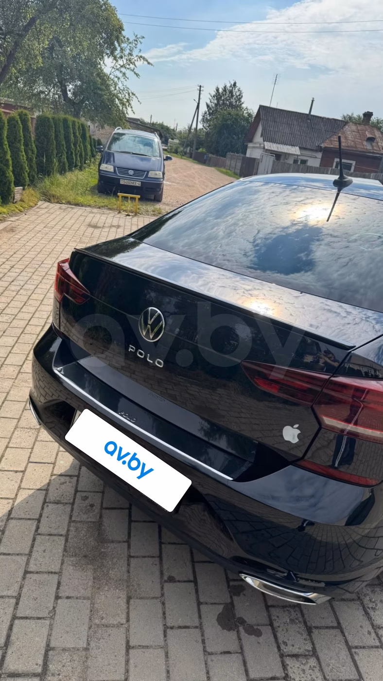 Volkswagen Polo Sedan фото 8