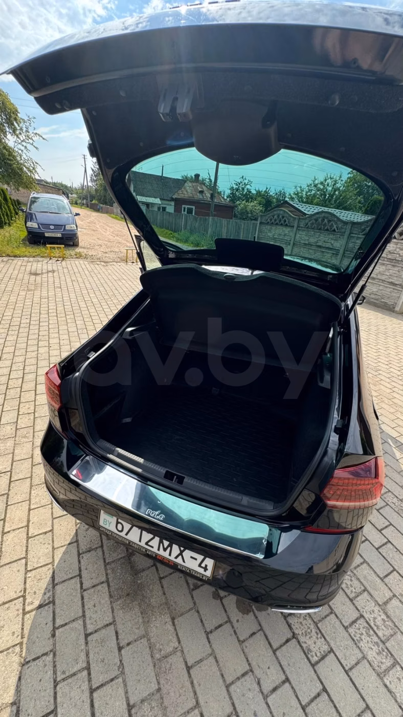 Volkswagen Polo Sedan фото 21