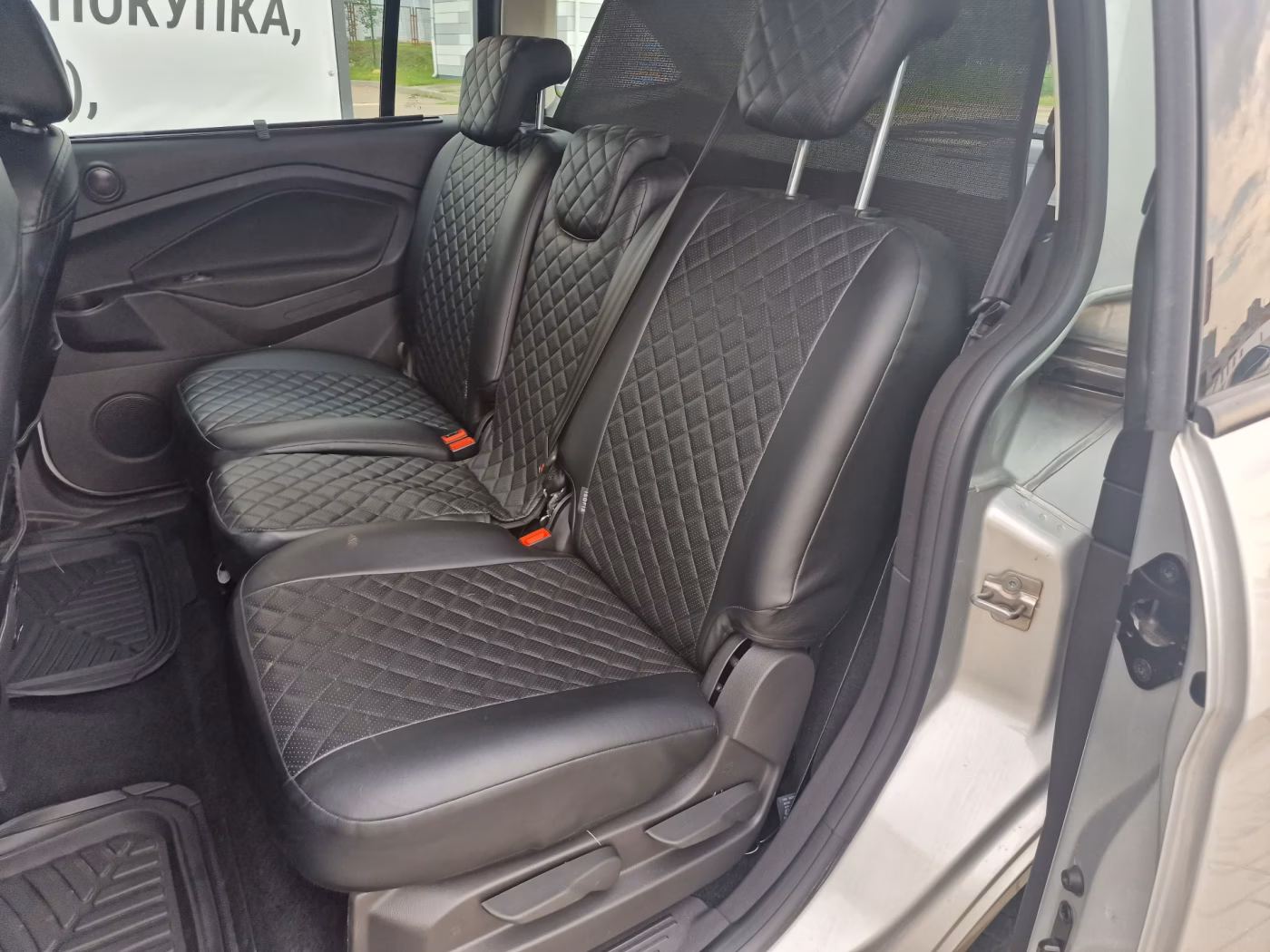 Ford C-MAX фото 21