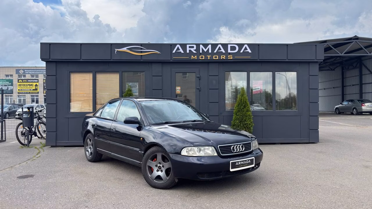 Audi A4 фото 7