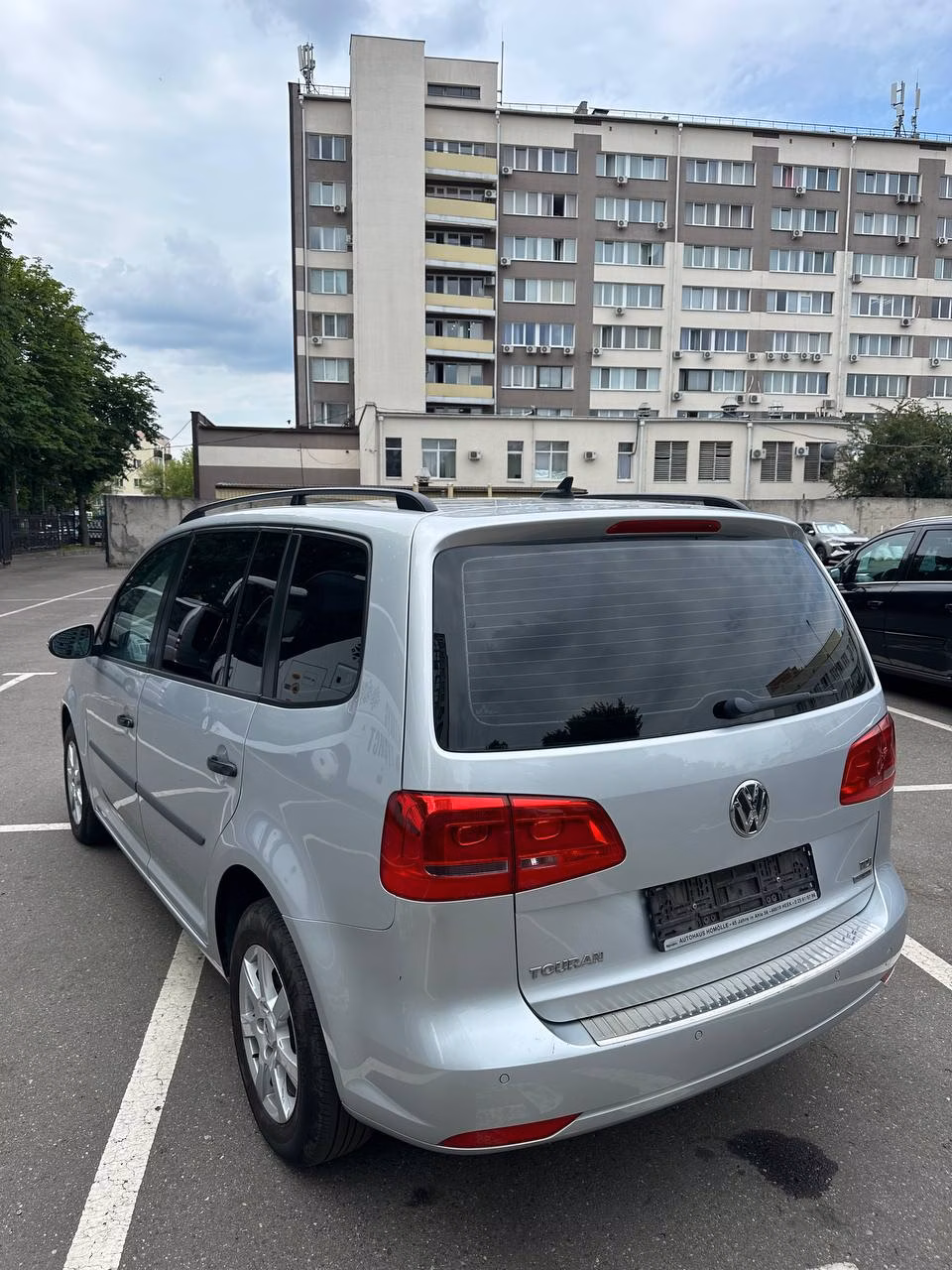 Volkswagen Touran фото 7
