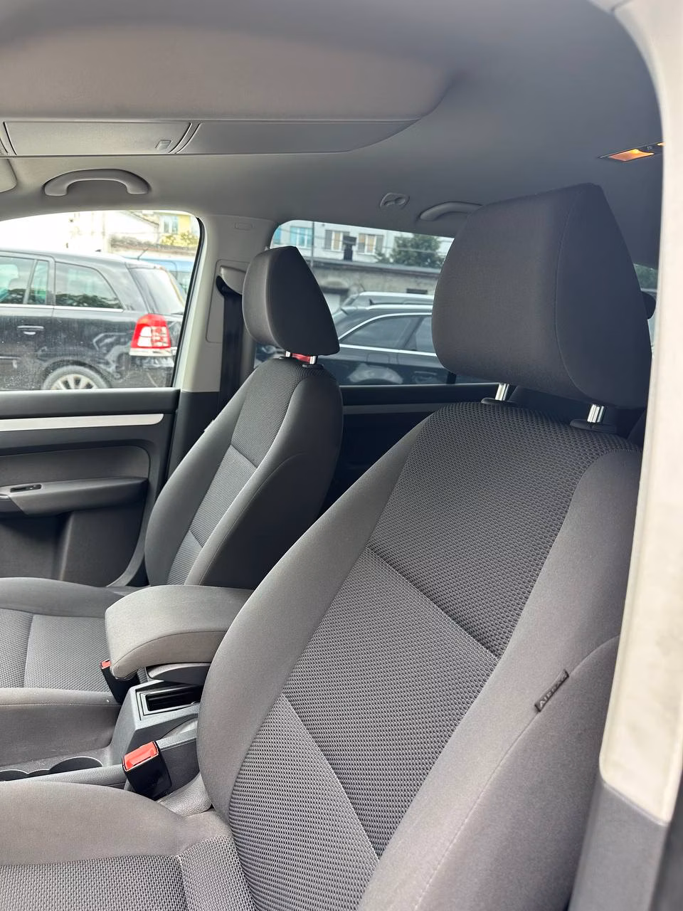 Volkswagen Touran фото 21