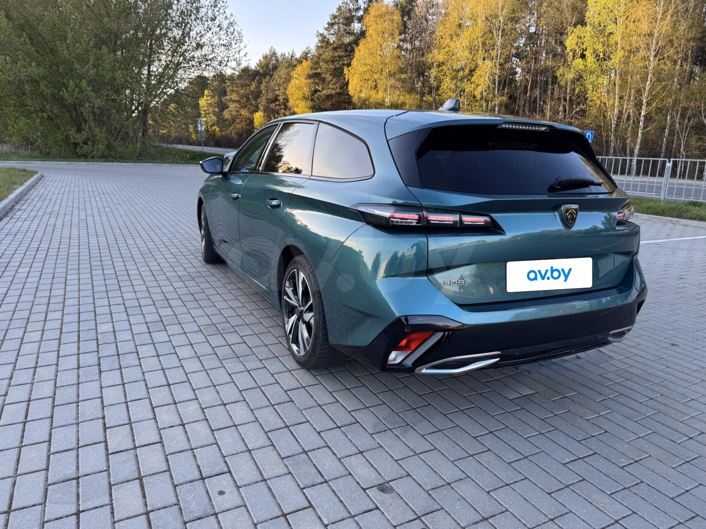 Peugeot 308 фото 8