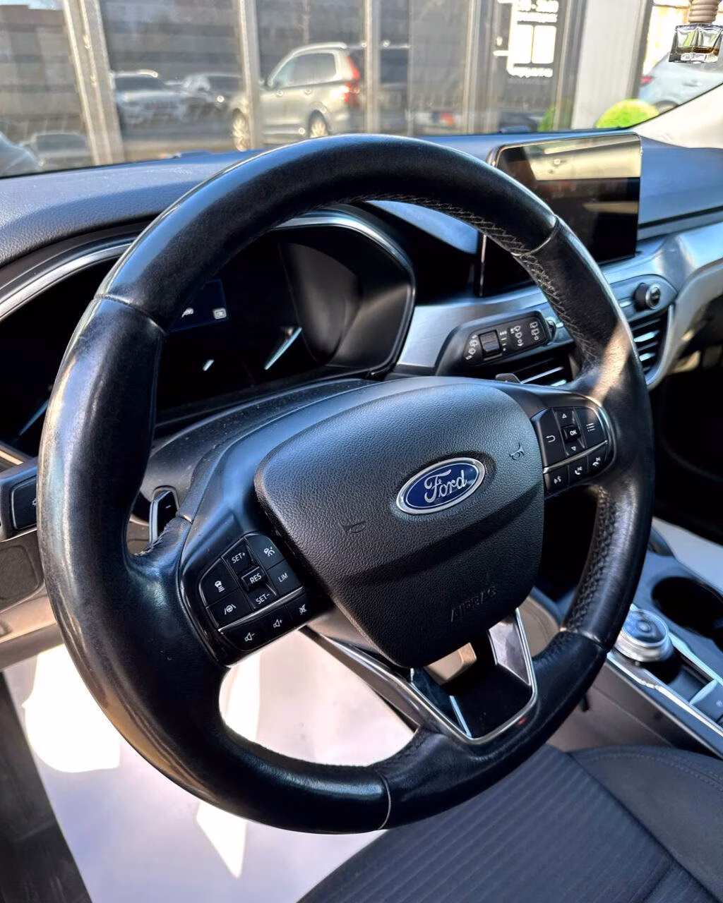 Ford Focus фото 15